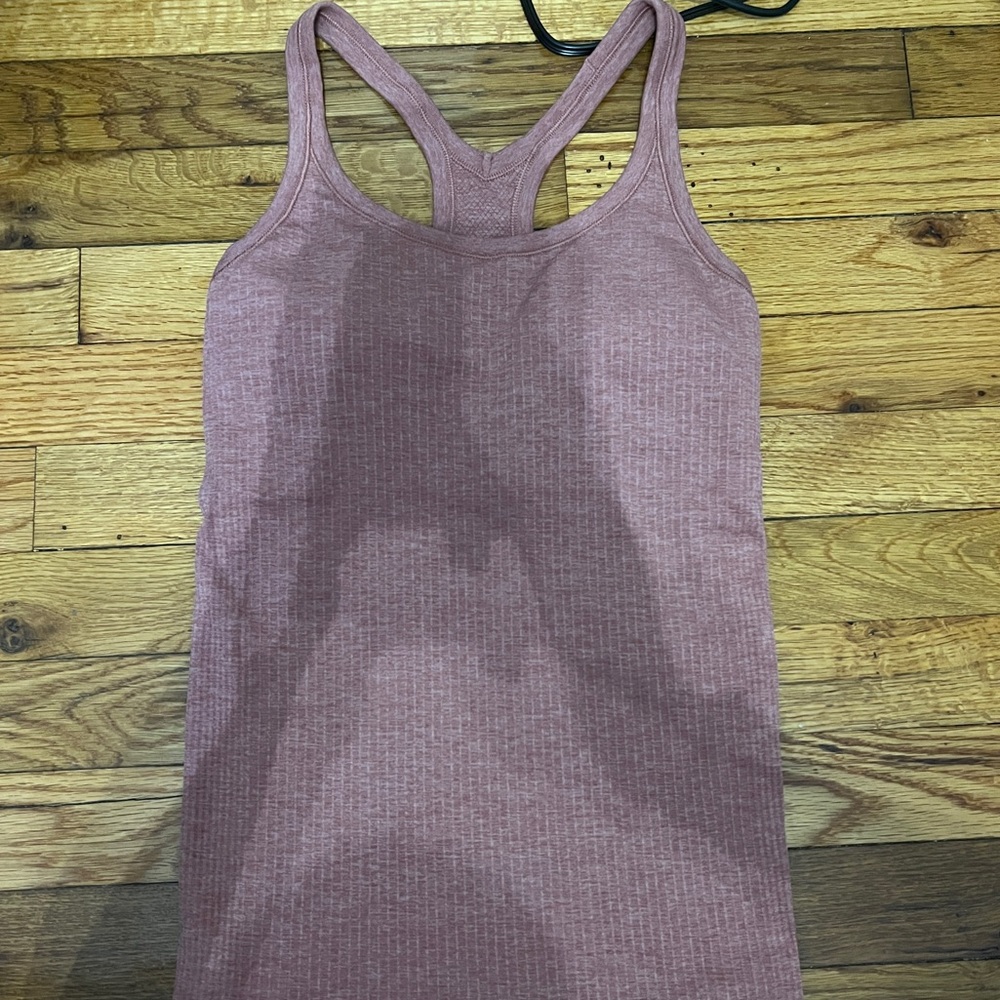 Lululemon ebb to street tanktop